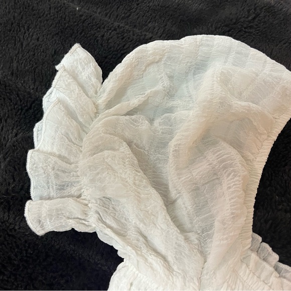 White Tiered Puff Sleeve Dress - On or Off Shoulder - Thirty / Thirty LA - Picture 5 of 10